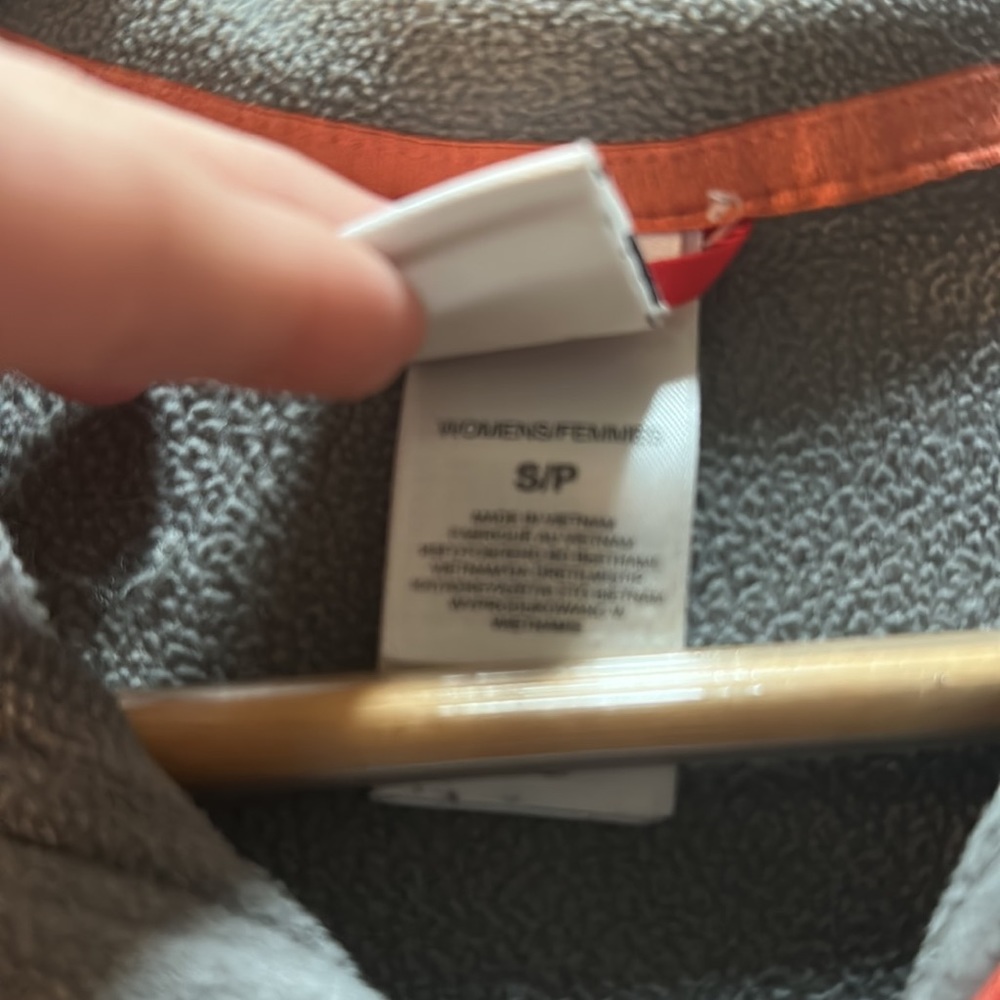 North Face Quarter Zip Fleece - Picture 3 of 4